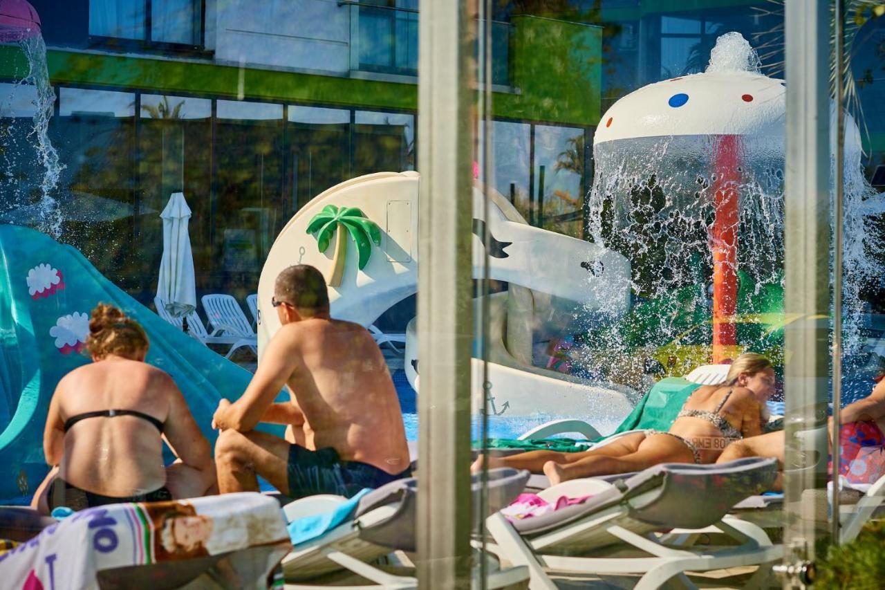 Sunrise Aparthotel Pool & Spa Mamaia Nord Năvodari Eksteriør bilde